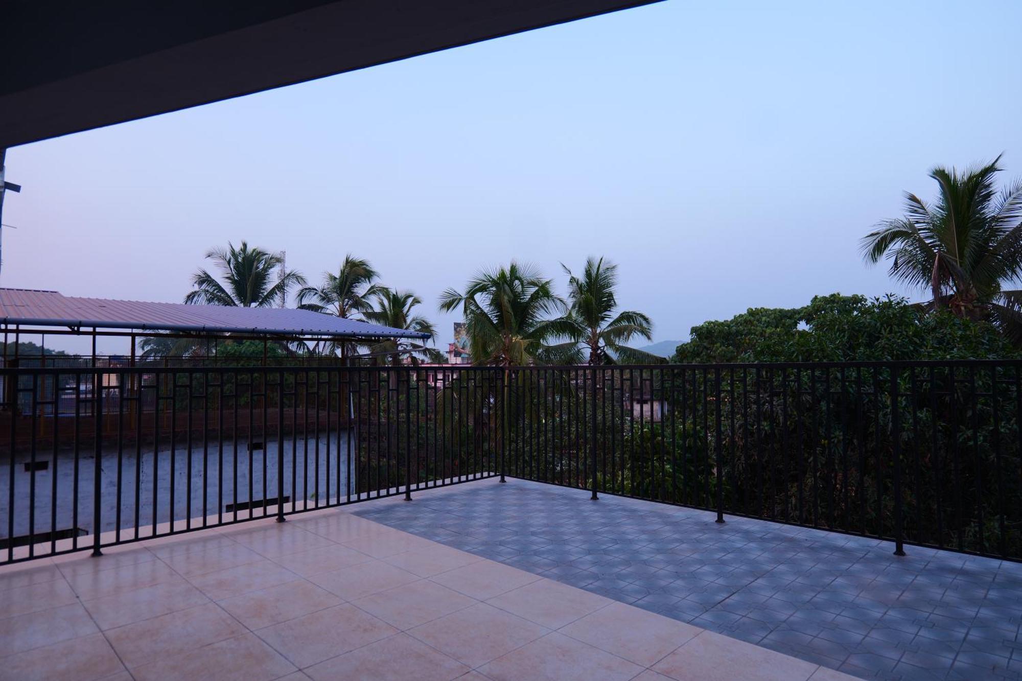 Hotel Classico International Kannangad Exterior foto